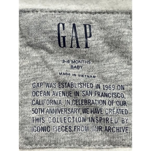NWT GAP Baby Boy Fleece Romper 3-6M Gray Hood 50th Celebration San Francisco - Picture 3 of 5